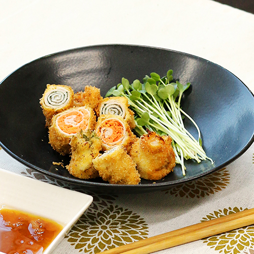 くるくる渦巻！野菜の豚肉巻きカツ